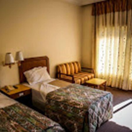 Hotel Lumbini Garden New Crystal Eksteriør billede